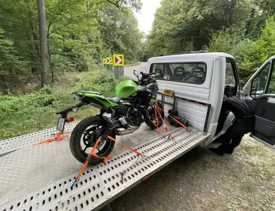 Motormentés és szállítás